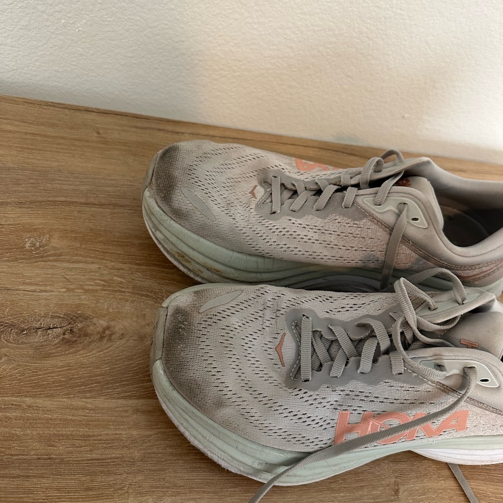 HOKA Women’s Bondi 8 - Picture 5 of 16